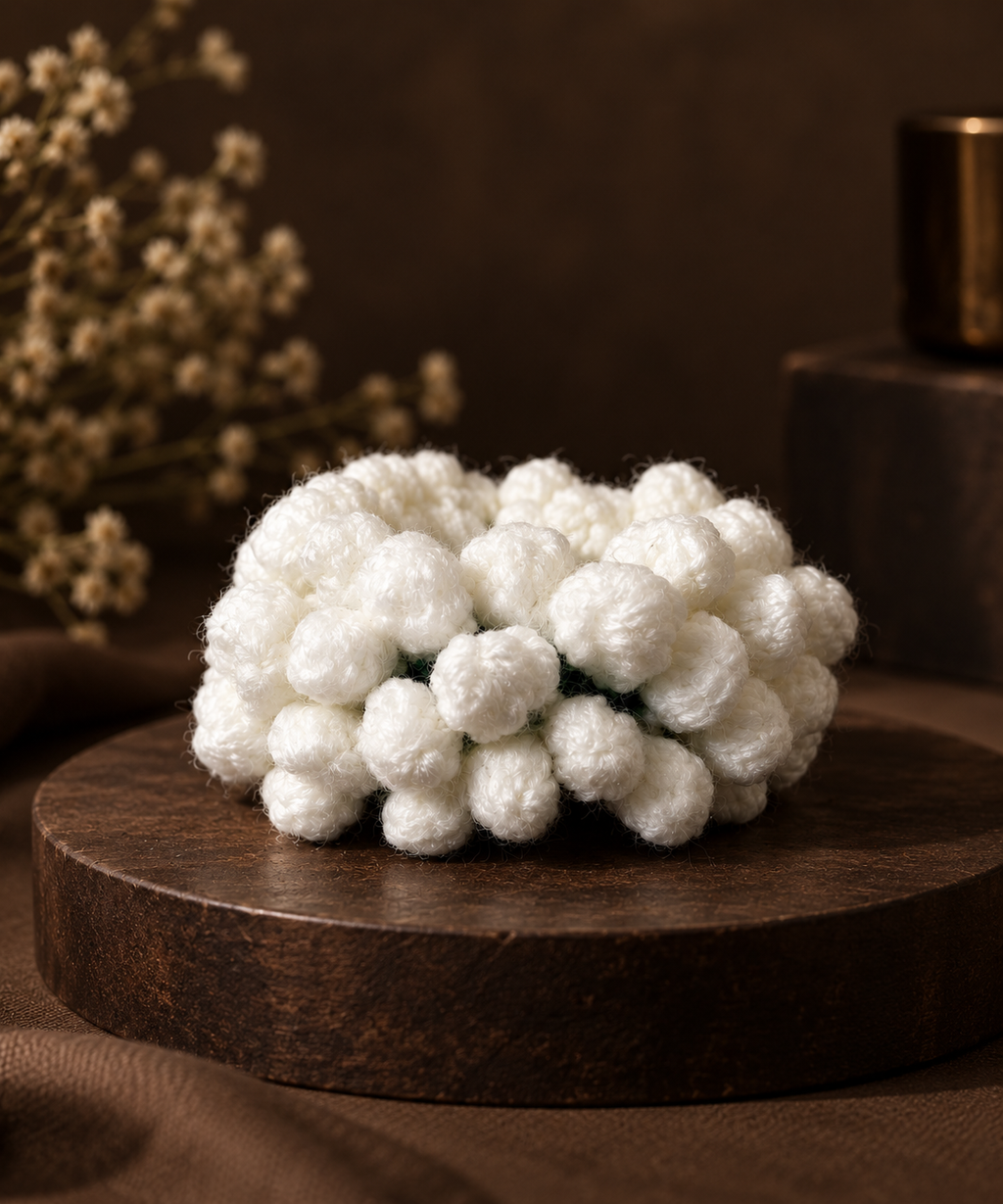 Mogra-e-Noor (Handmade Crochet Gajra)