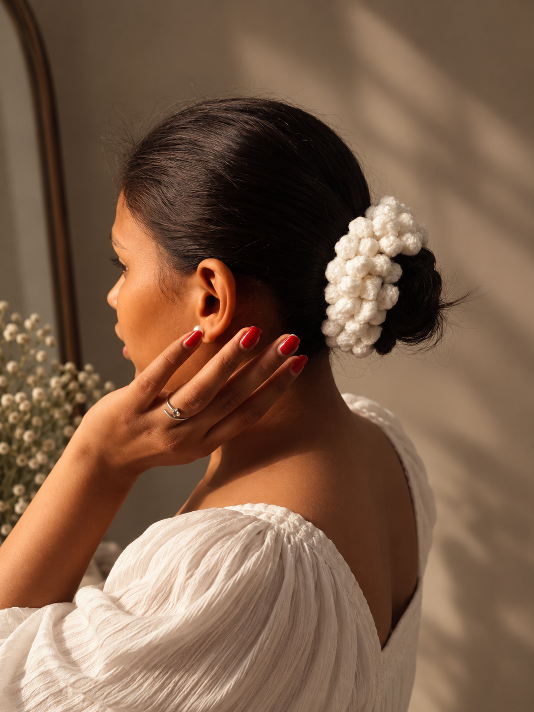 Mogra-e-Noor (Handmade Crochet Gajra)